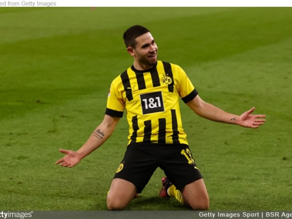 Why Raphaël Guerreiro would be perfect for Manchester&nbsp;City